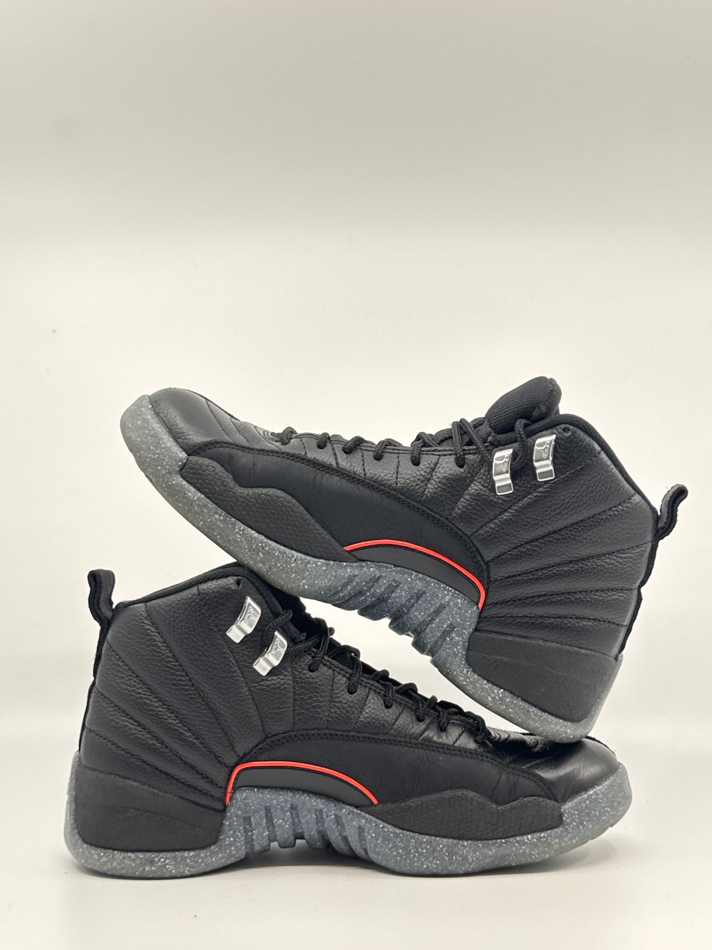 *USED* AJ 12 - UTILITY