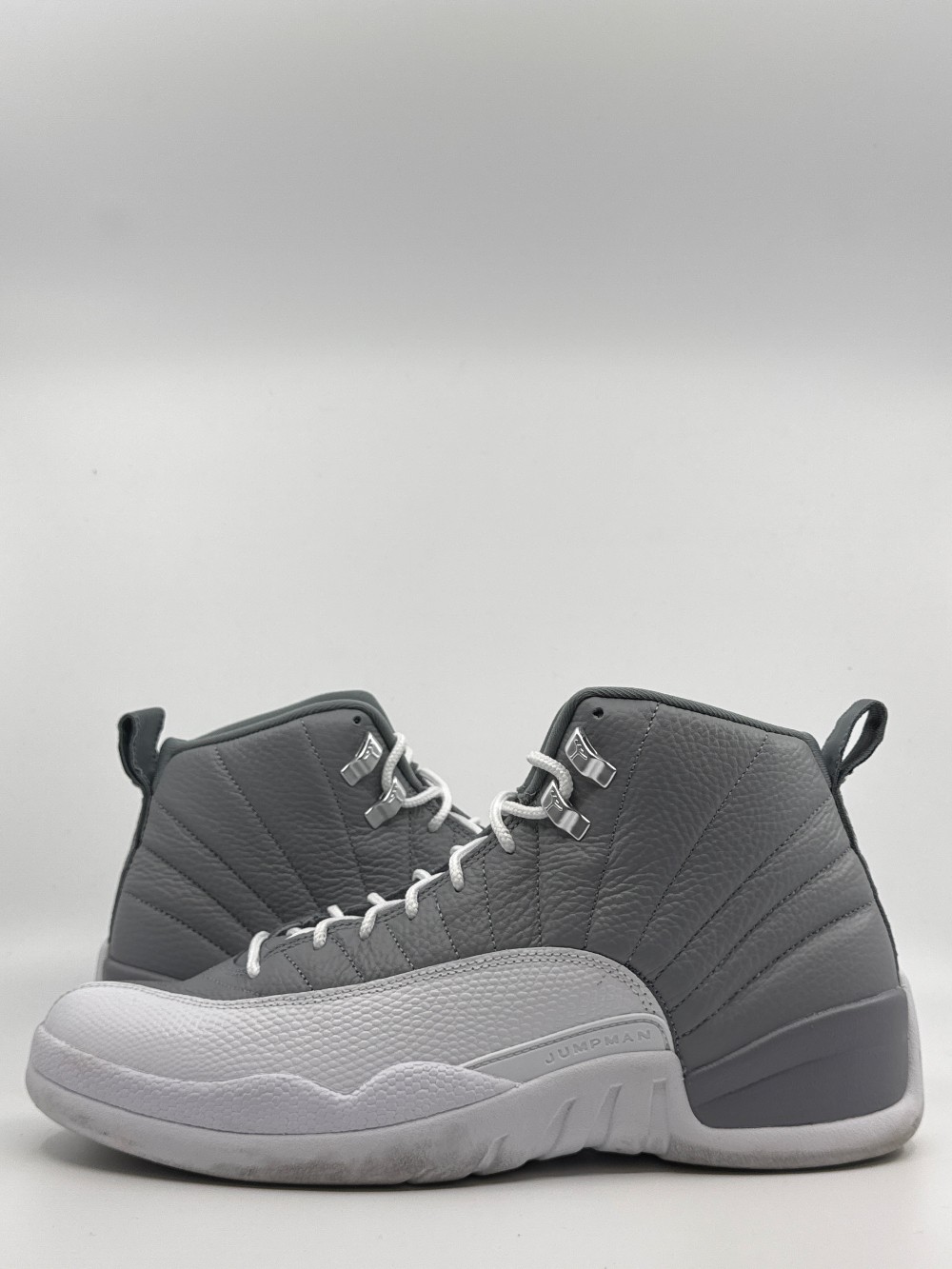 *USED* AJ 12 - STEALTH