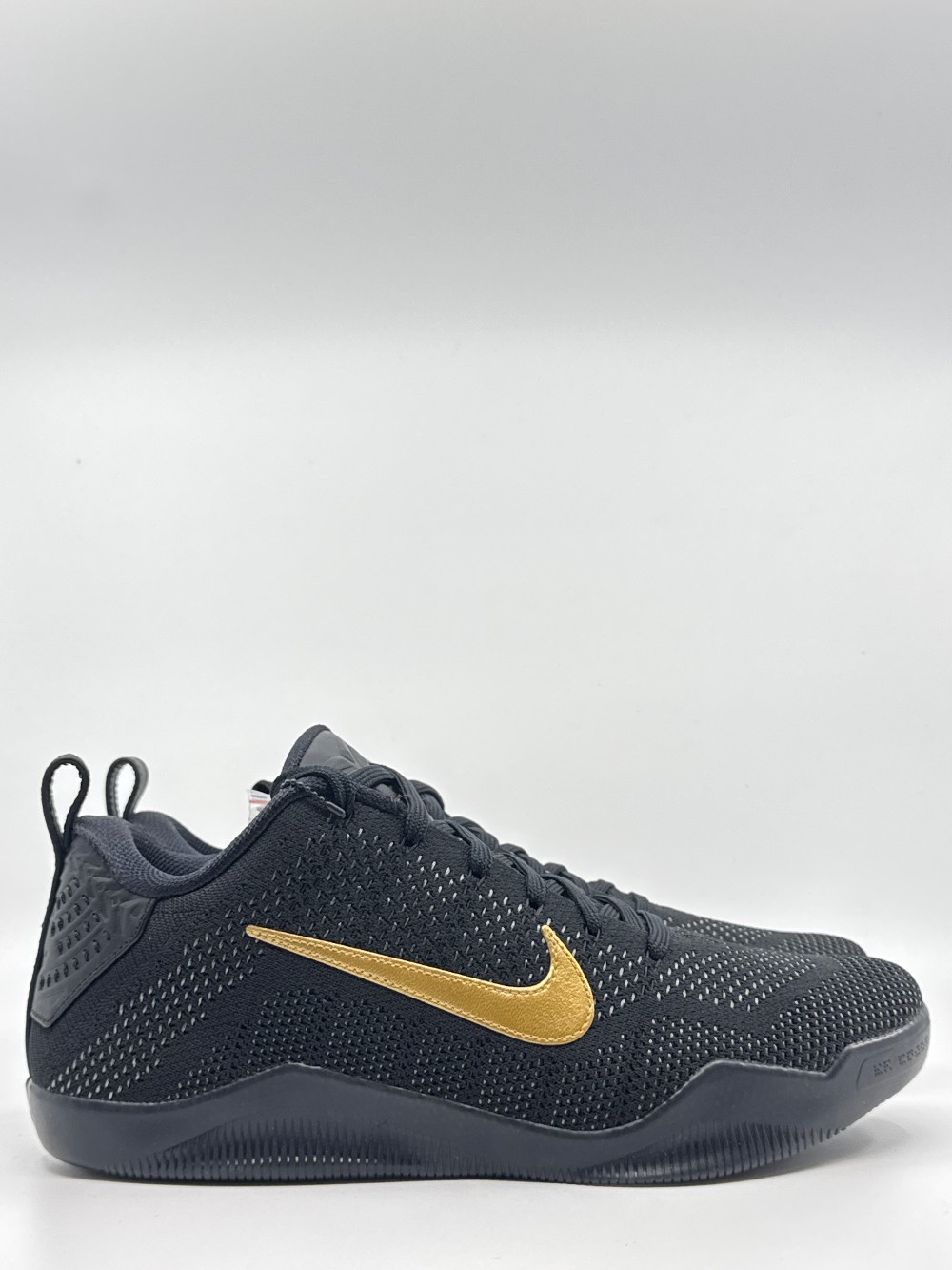 NIKE KOBE 11 ELITE LOW PROTRO - FADE TO BLACK (2026)