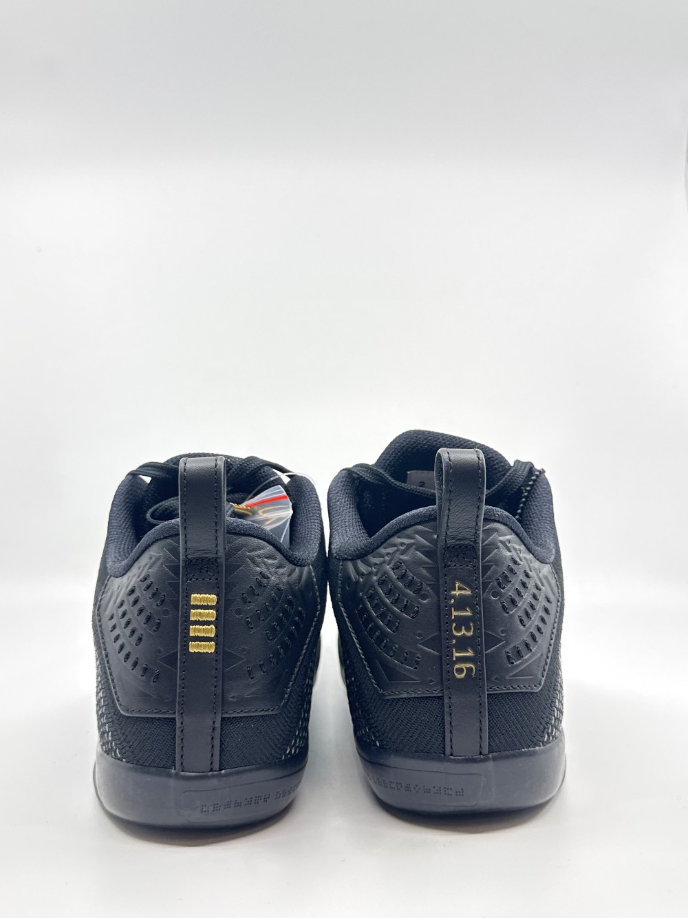 NIKE KOBE 11 ELITE LOW PROTRO - FADE TO BLACK (2026)