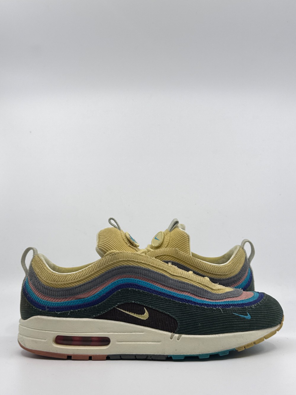 *USED* NIKE AIR MAX 1/97 - SEAN WOTHERSPOON