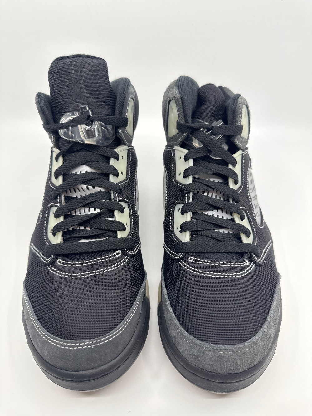 AJ 5 - ANTHRACITE