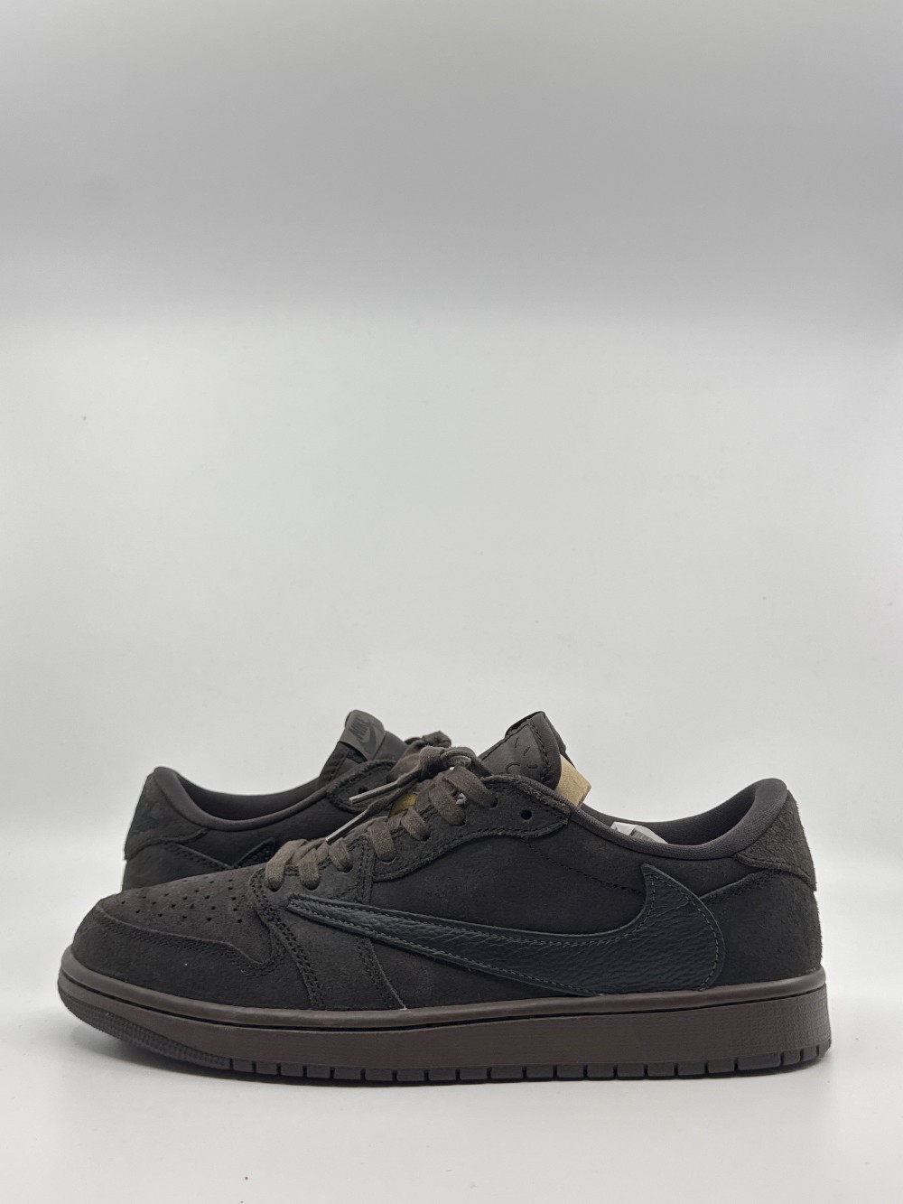 *USED* AJ 1 LOW X TRAVIS SCOTT - VELVET BROWN