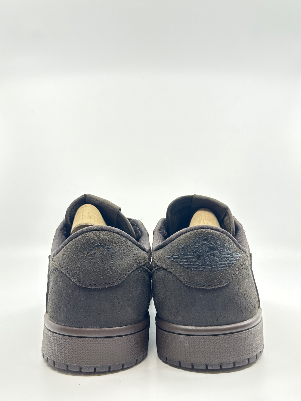 *USED* AJ 1 LOW X TRAVIS SCOTT - VELVET BROWN