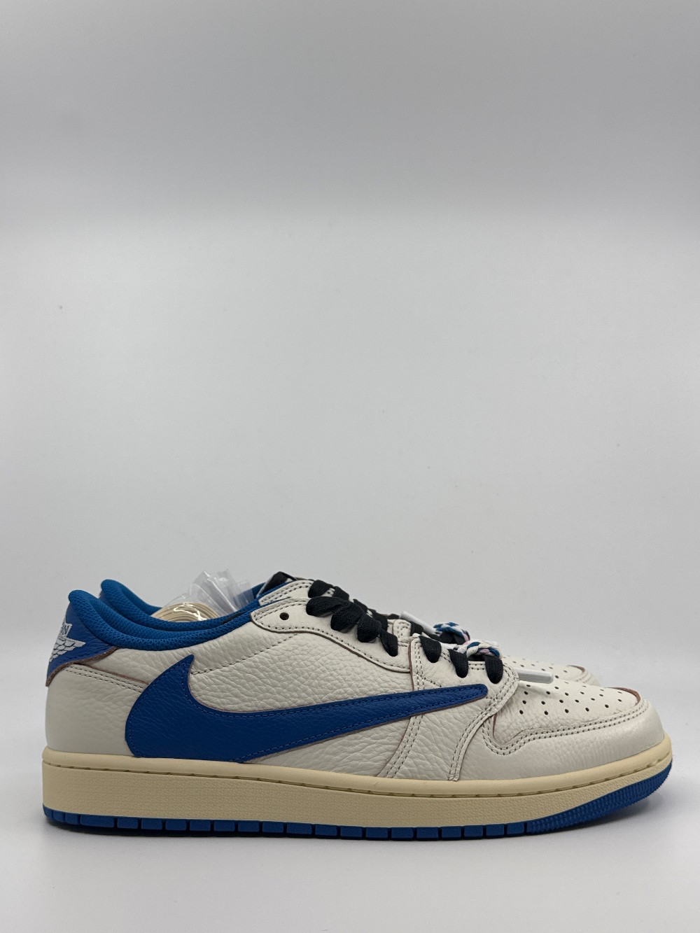 AJ 1 LOW X TRAVIS SCOTT X FRAGMENT - SAIL MILITARY BLUE