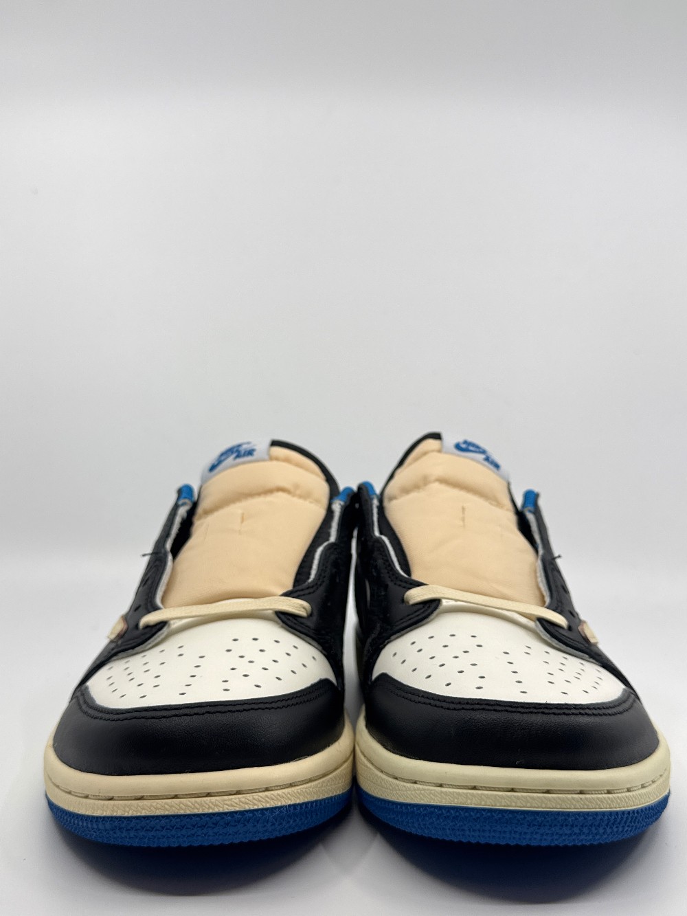 AJ 1 LOW X TRAVIS SCOTT - FRAGMENT