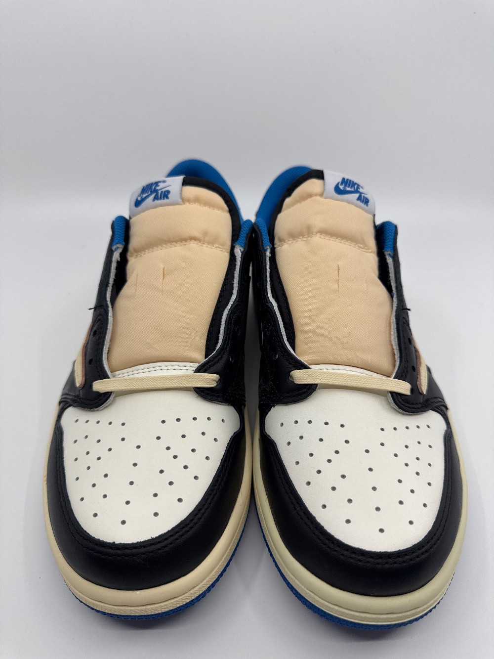AJ 1 LOW X TRAVIS SCOTT - FRAGMENT