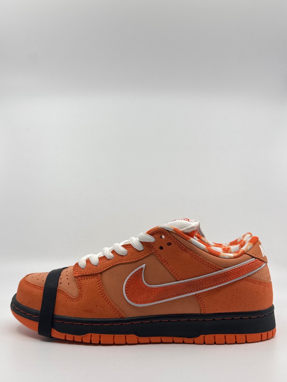 NIKE SB DUNK LOW X CONCEPTS - ORANGE LOBSTER