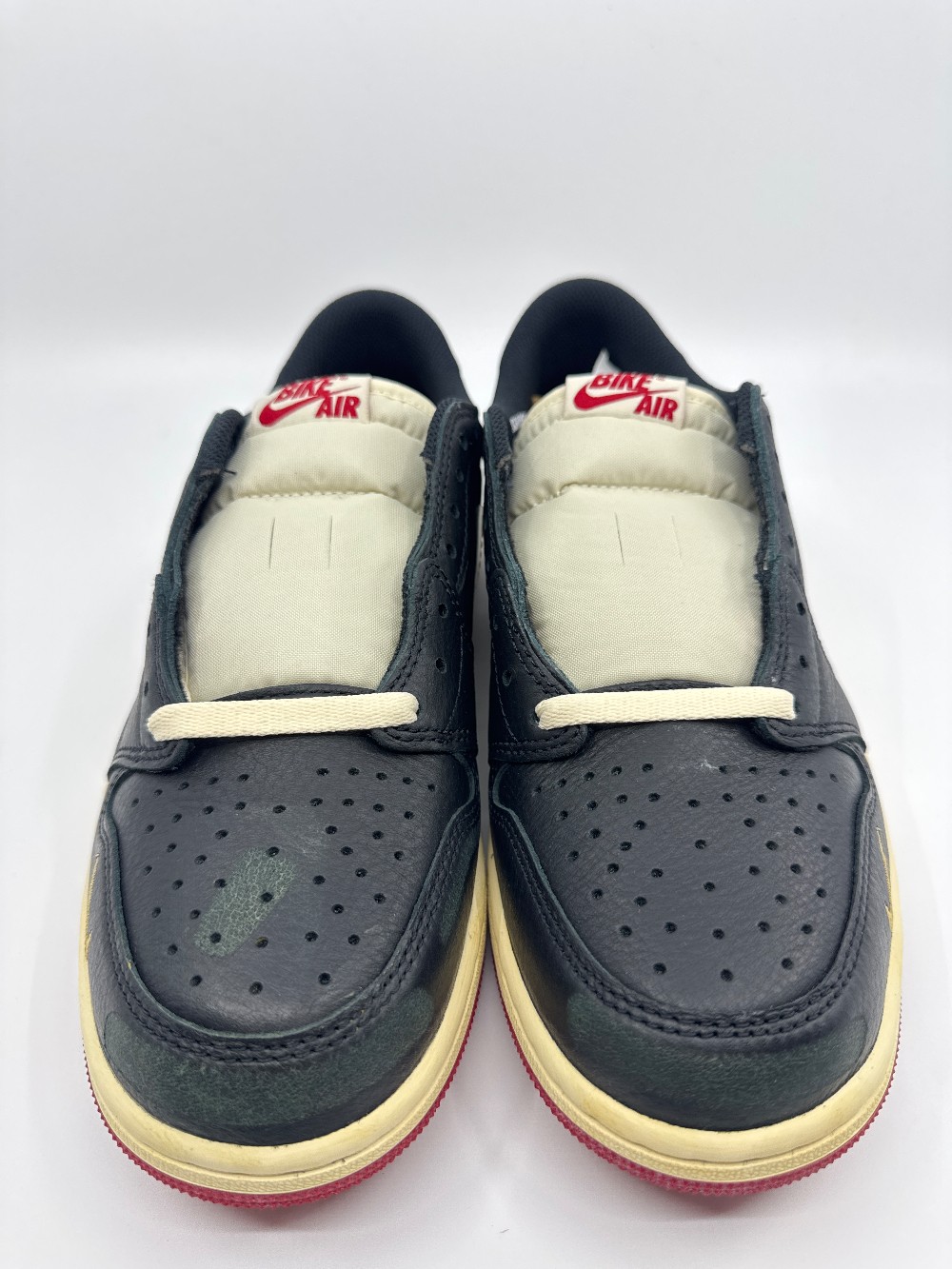 AJ 1 LOW X NIGEL SYLVESTER - BETTER WITH TIME