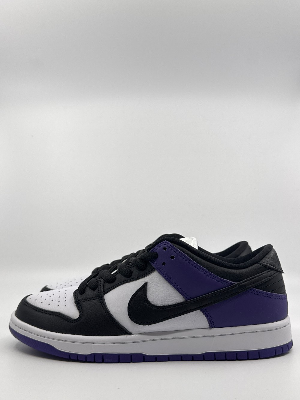 NIKE SB DUNK LOW - COURT PURPLE