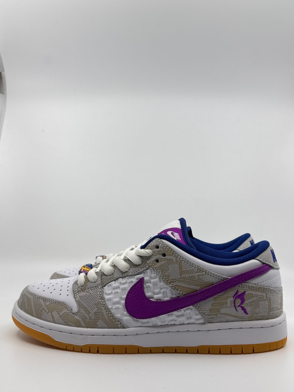 NIKE SB DUNK LOW - RAYSSA LEAL