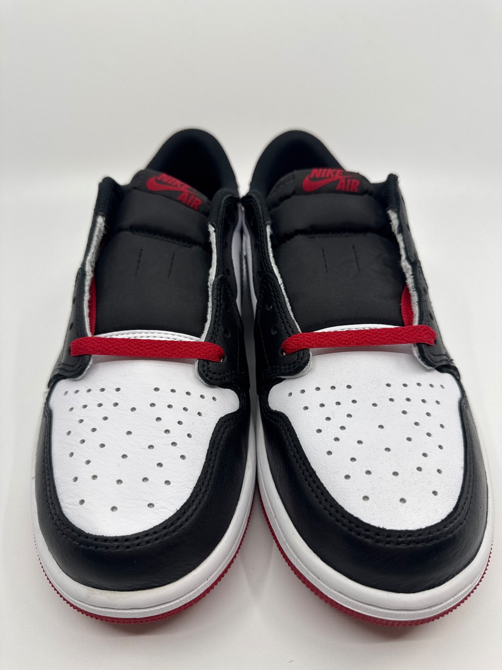 AJ 1 LOW OG - BLACK TOE (2023)