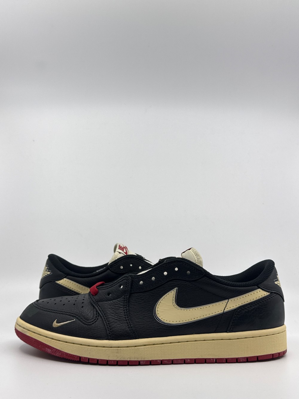 *USED/NO BOX* AJ 1 LOW X NIGEL SYLVESTER - BETTER WITH TIME