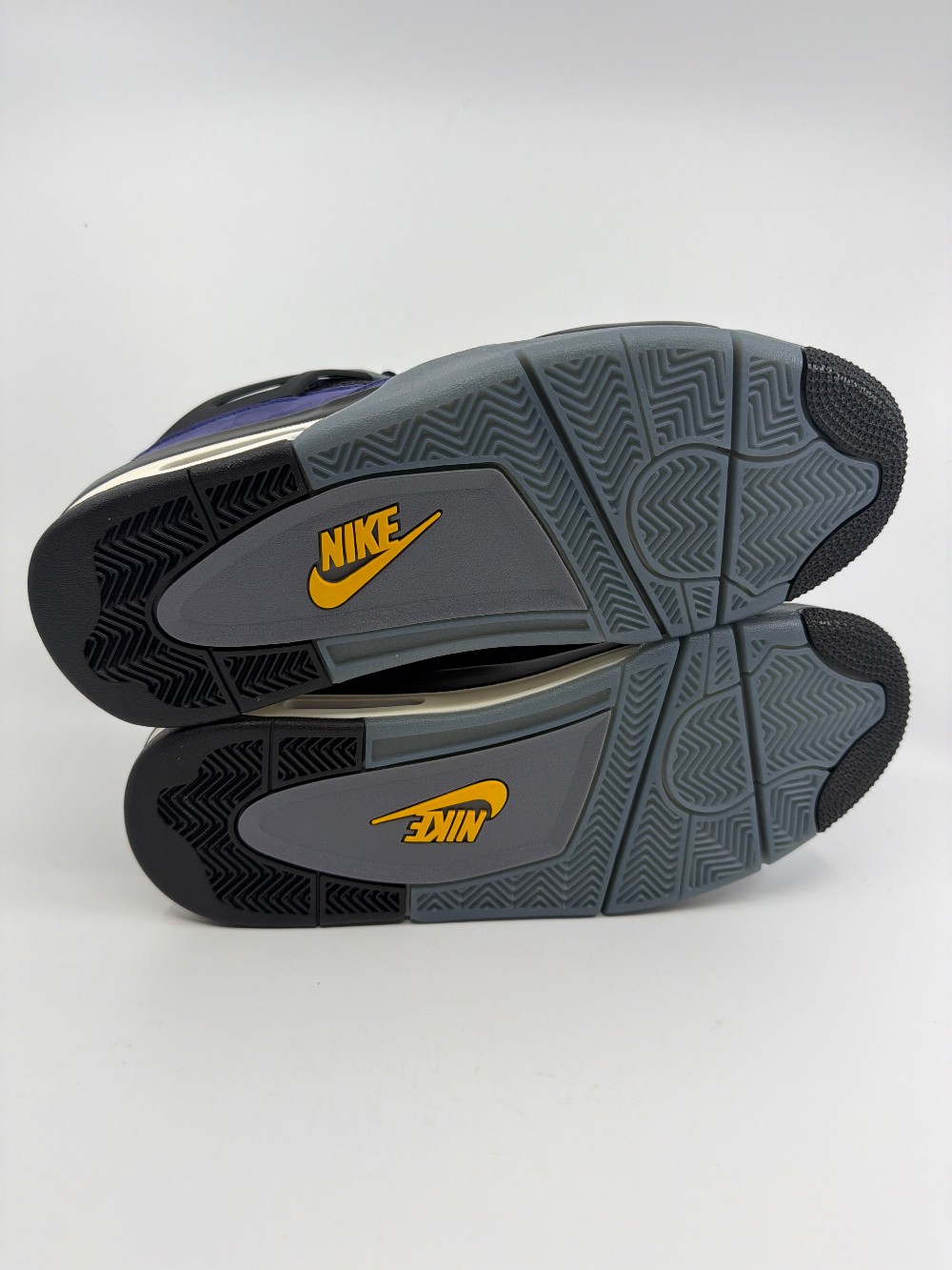 AJ 4 - LAKERS
