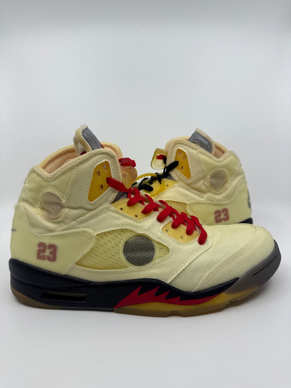 *USED* AJ 5 X OFF-WHITE - SAIL