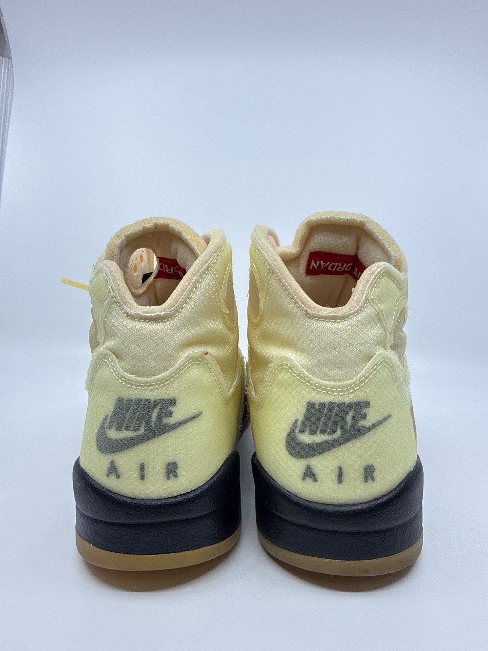 *USED* AJ 5 X OFF-WHITE - SAIL