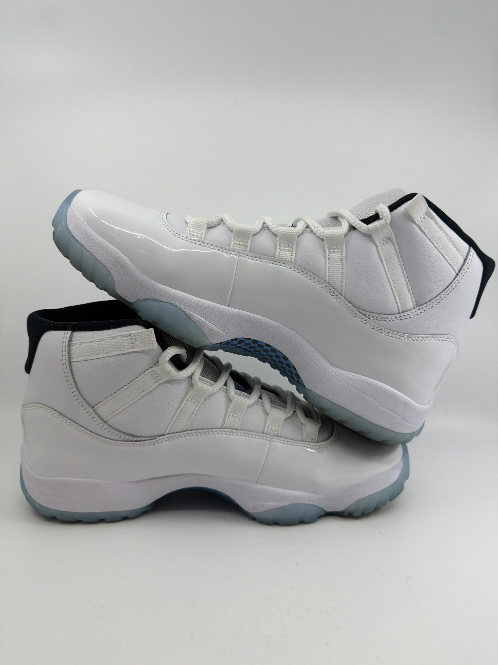 *USED* AJ 11 - LEGEND BLUE (2024)