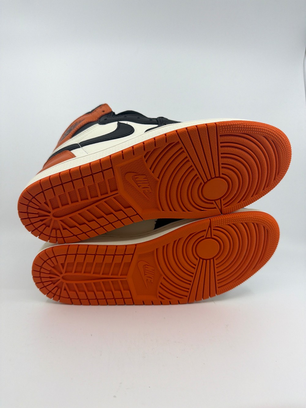 AJ 1 - SHATTERED BACKBOARD (2025)