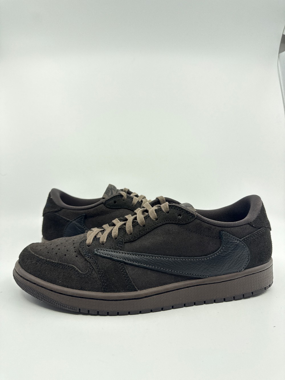 *USED* AJ 1 LOW X TRAVIS SCOTT - VELVET BROWN