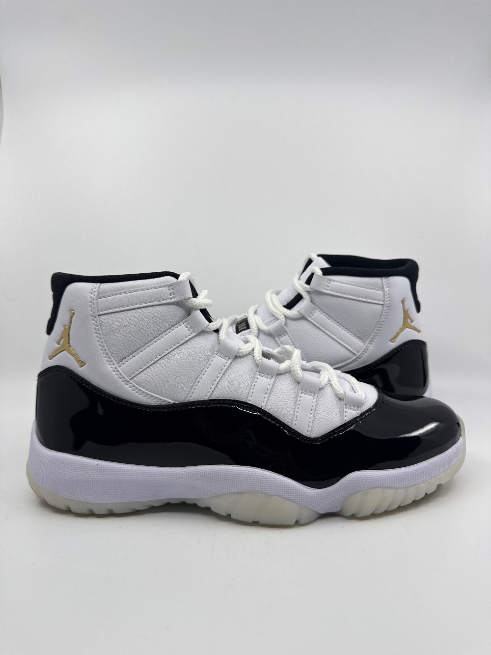 *USED* AJ 11 - DMP GRATITUDE