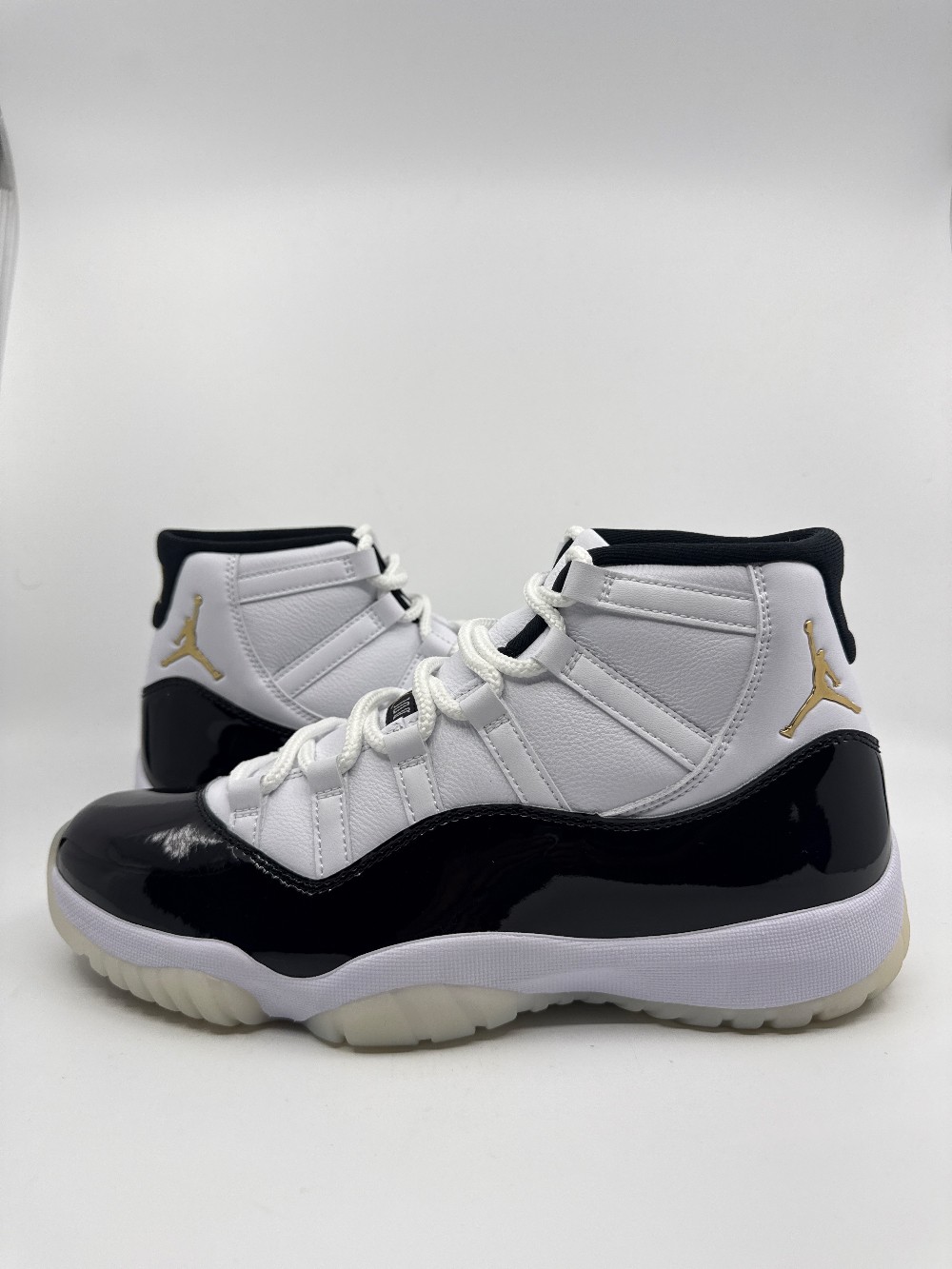*USED* AJ 11 - DMP GRATITUDE