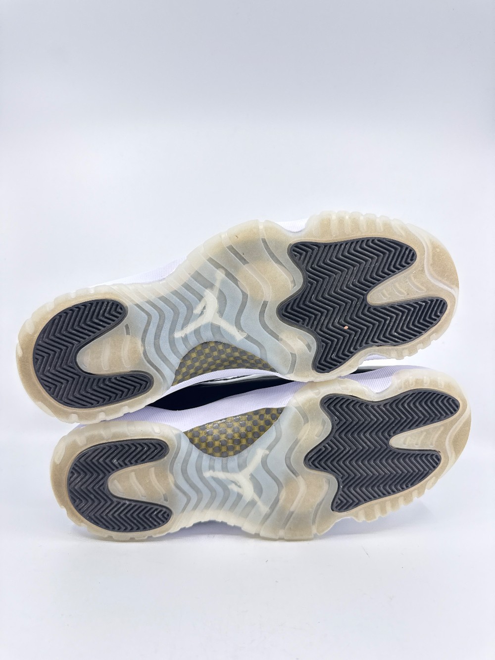 *USED* AJ 11 - DMP GRATITUDE