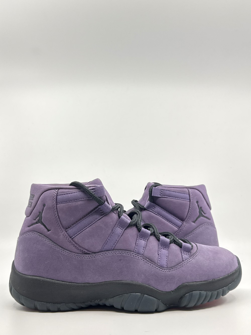 *USED* AJ 11 - MOJAVE