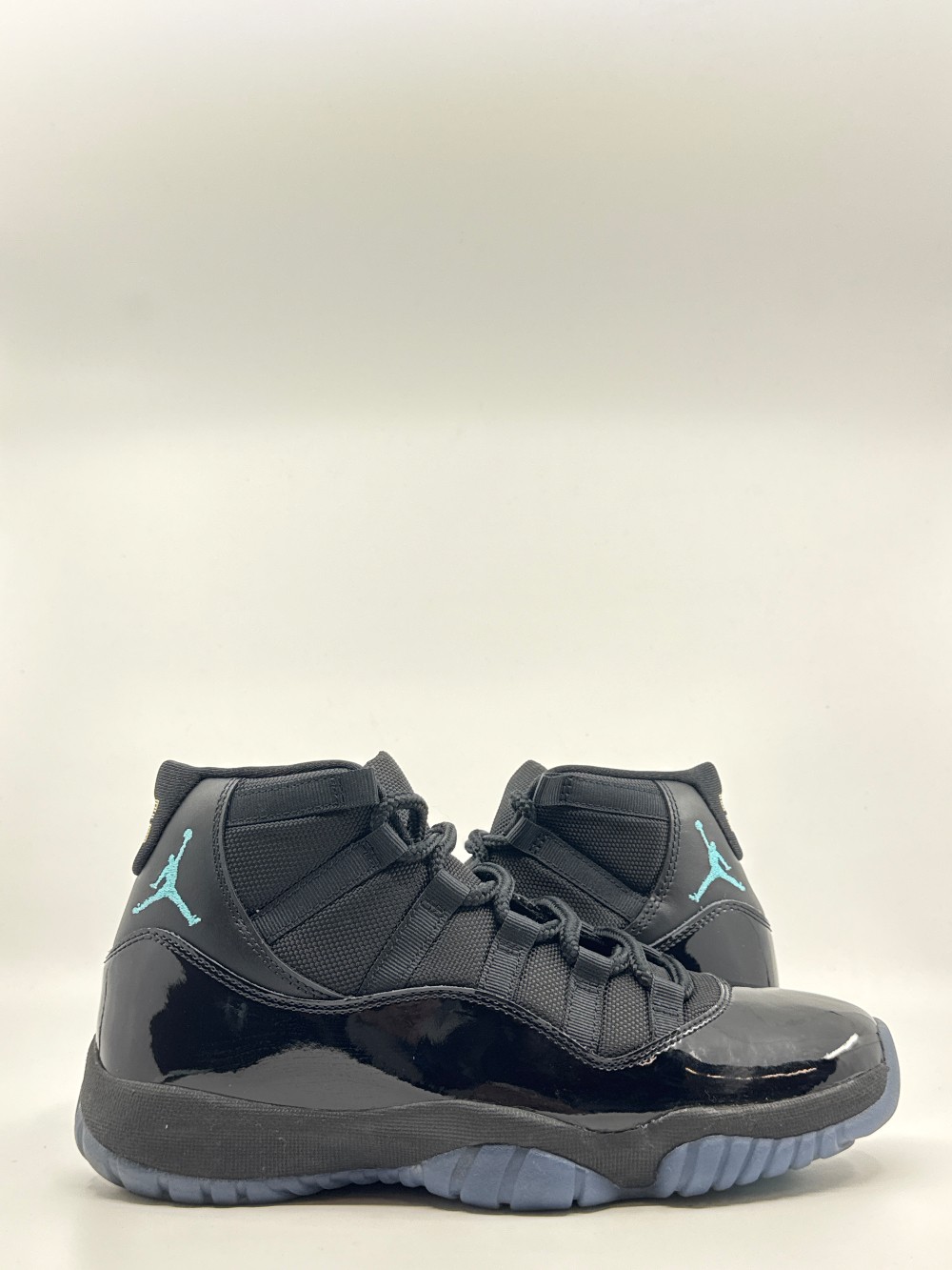 *USED* AJ 11 - GAMMA BLUE (2025)