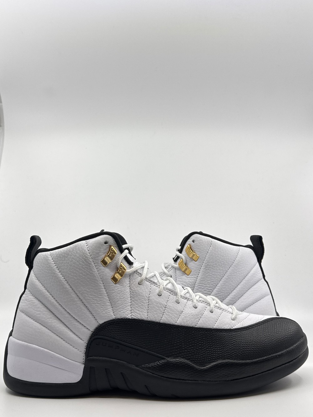 *USED* AJ 12 - TAXI (2025)