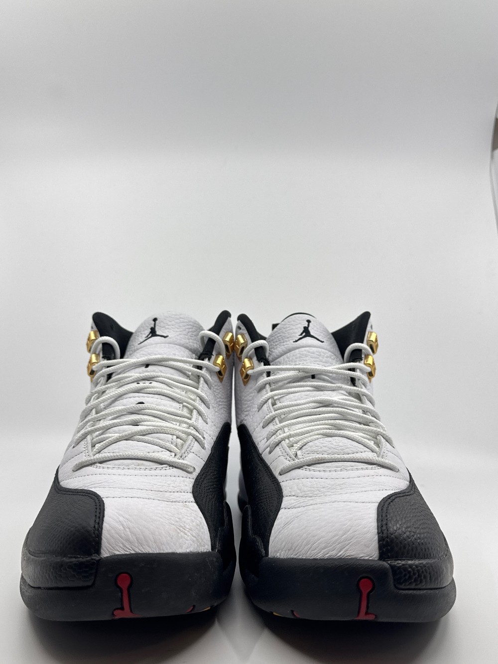 *USED* AJ 12 - TAXI (2025)