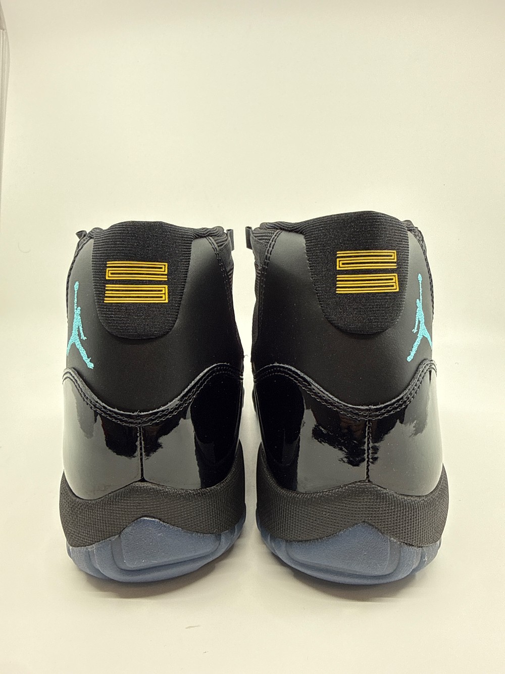 AJ 11 - GAMMA BLUE (2025)
