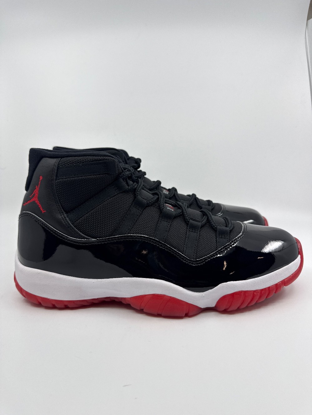 AJ 11 - PLAYOFFS BRED (2019)