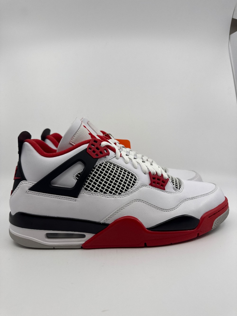AJ 4 - FIRE RED (2020)