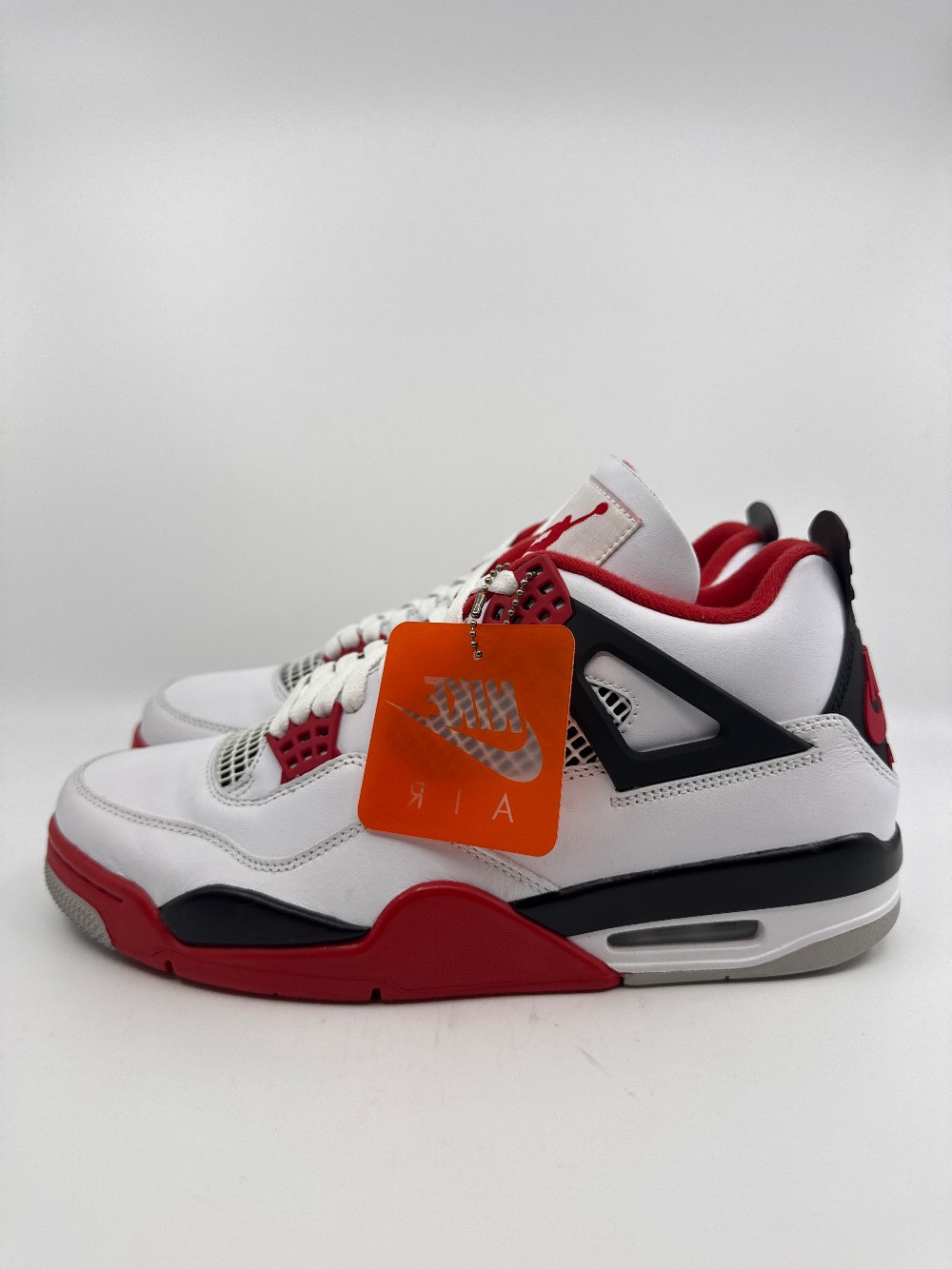 AJ 4 - FIRE RED (2020)