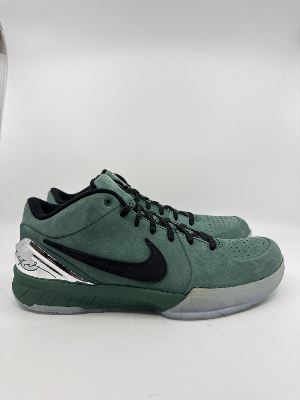 NIKE KOBE 4 PROTRO - GIRL DAD
