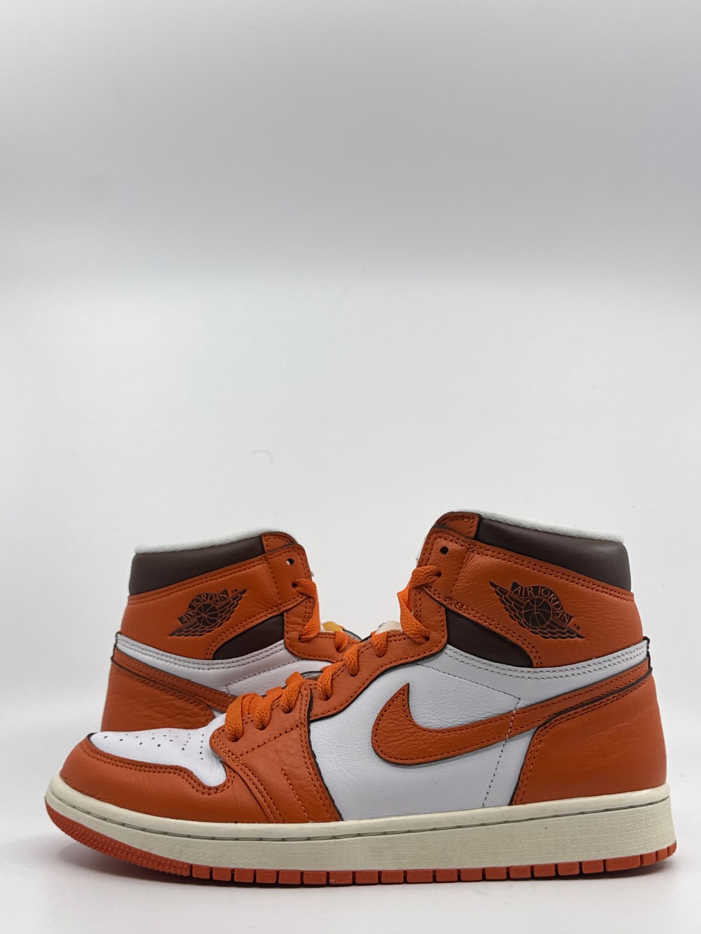 *USED* AJ 1 (W) - STARFISH