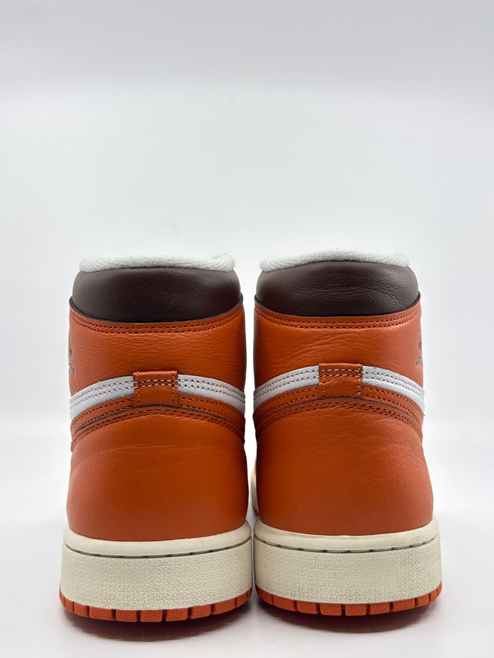 *USED* AJ 1 (W) - STARFISH