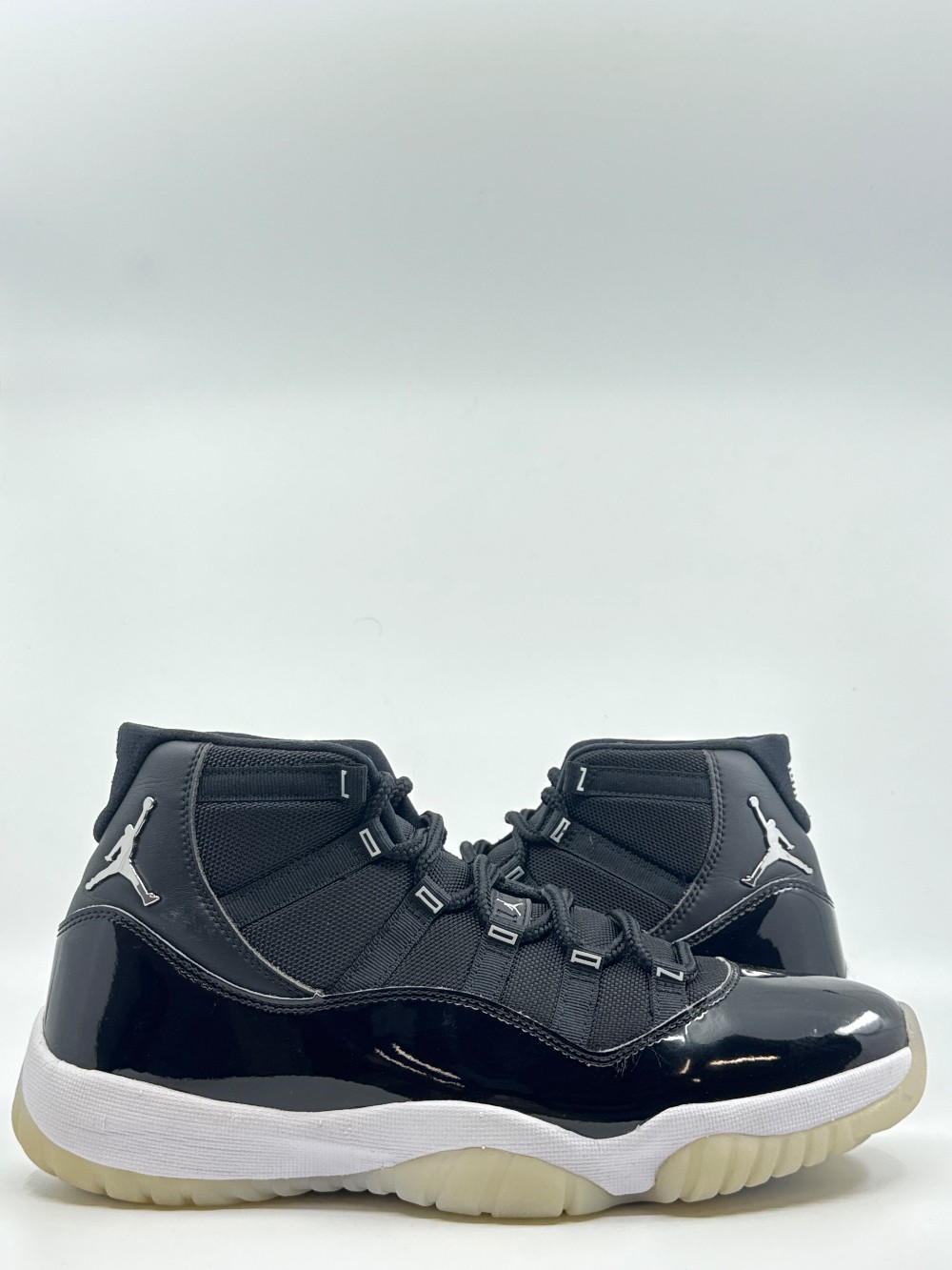 *USED* AJ 11 - JUBILEE 25TH ANNIVERSARY