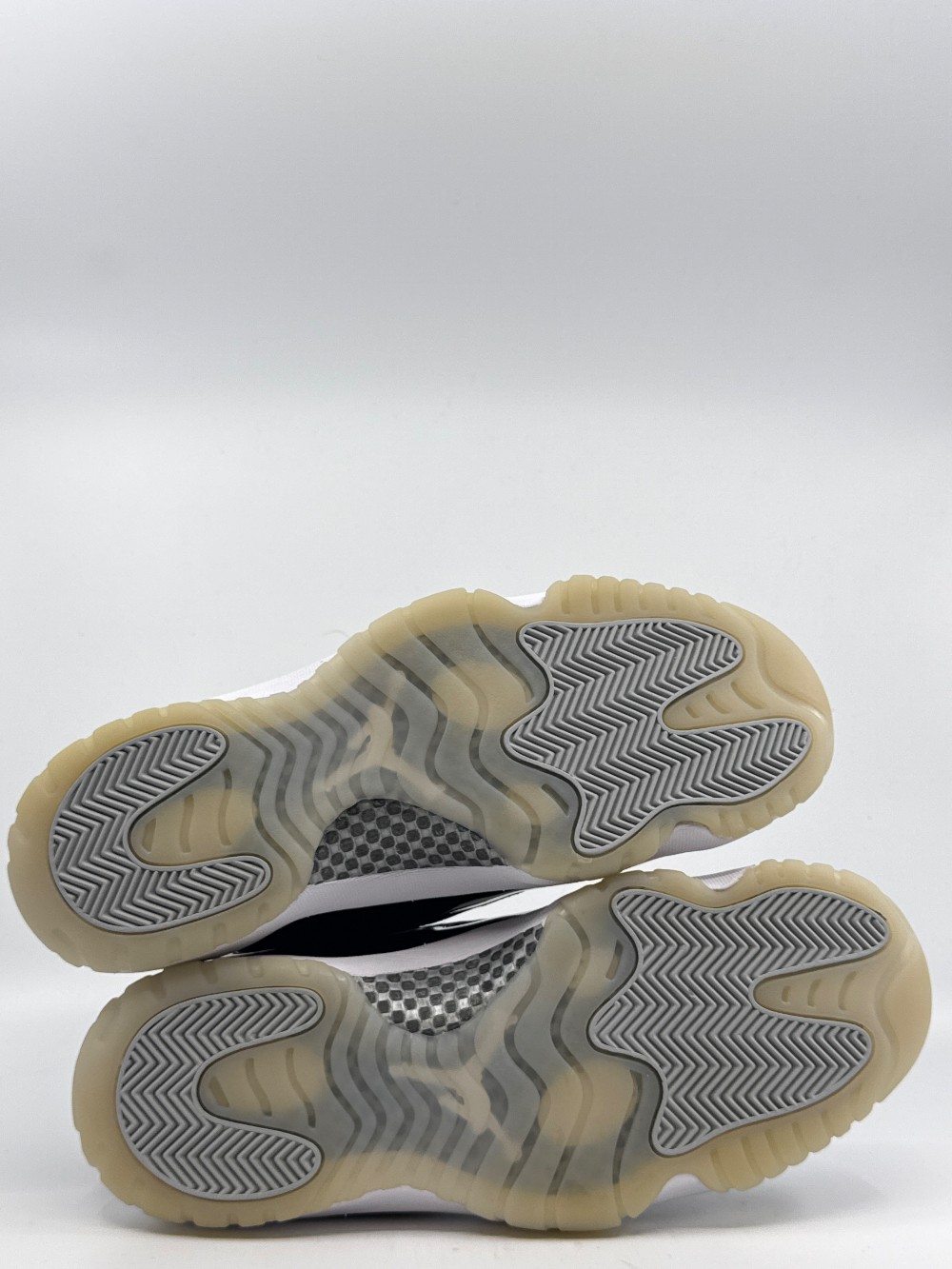 *USED* AJ 11 - JUBILEE 25TH ANNIVERSARY