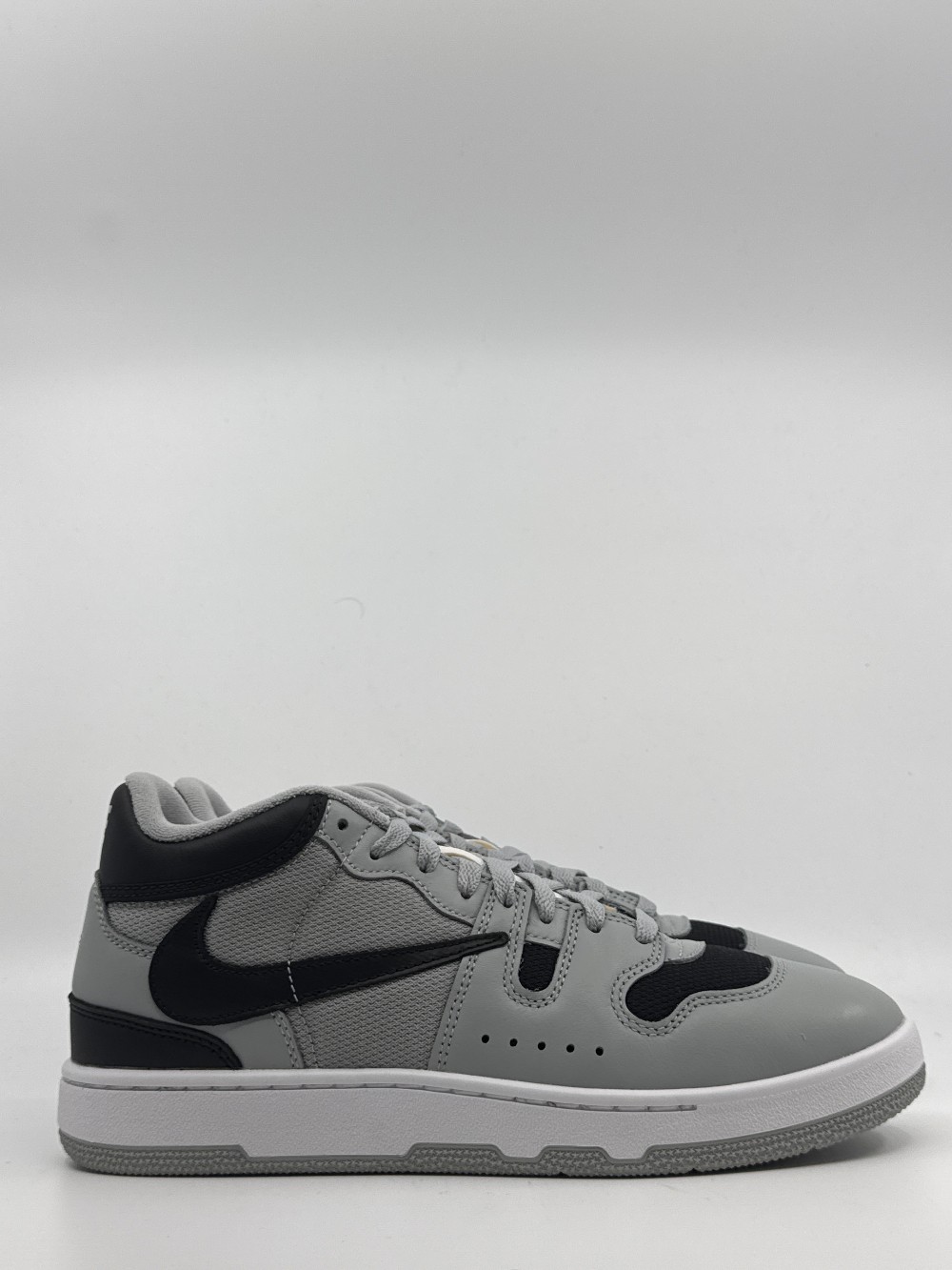 NIKE MAC ATTACK - TRAVIS SCOTT CACTUS JACK