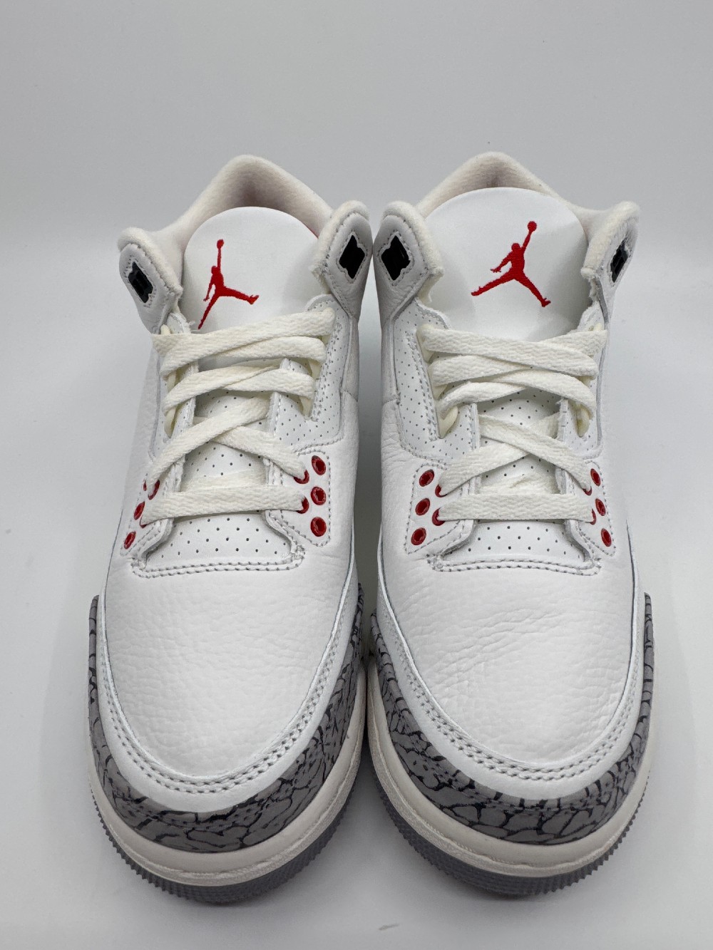 AJ 3 (GS) - WHITE CEMENT REIMAGINED