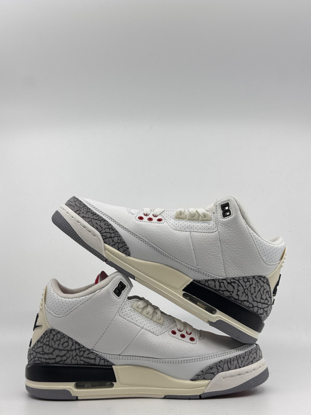 AJ 3 (GS) - WHITE CEMENT REIMAGINED