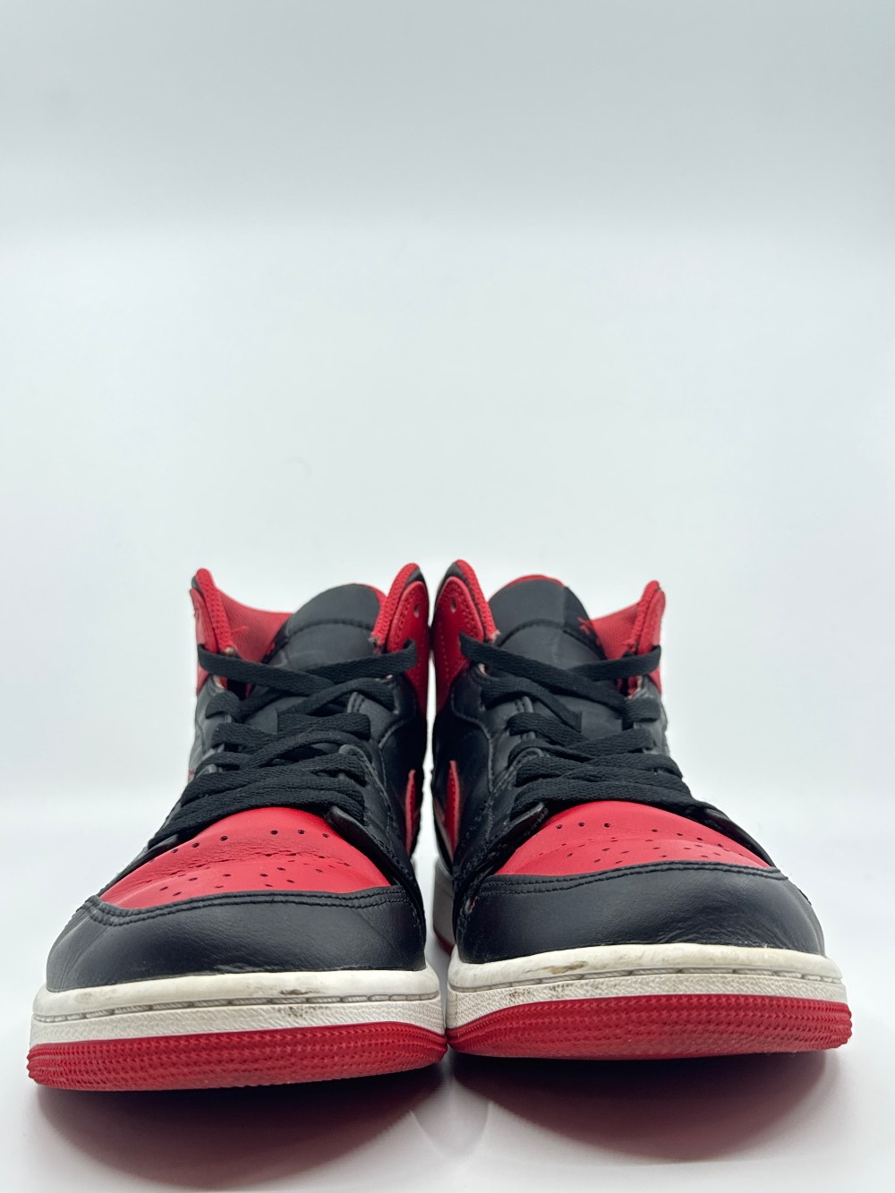 *USED* AJ 1 MID - ALTERNATE BRED (2022)