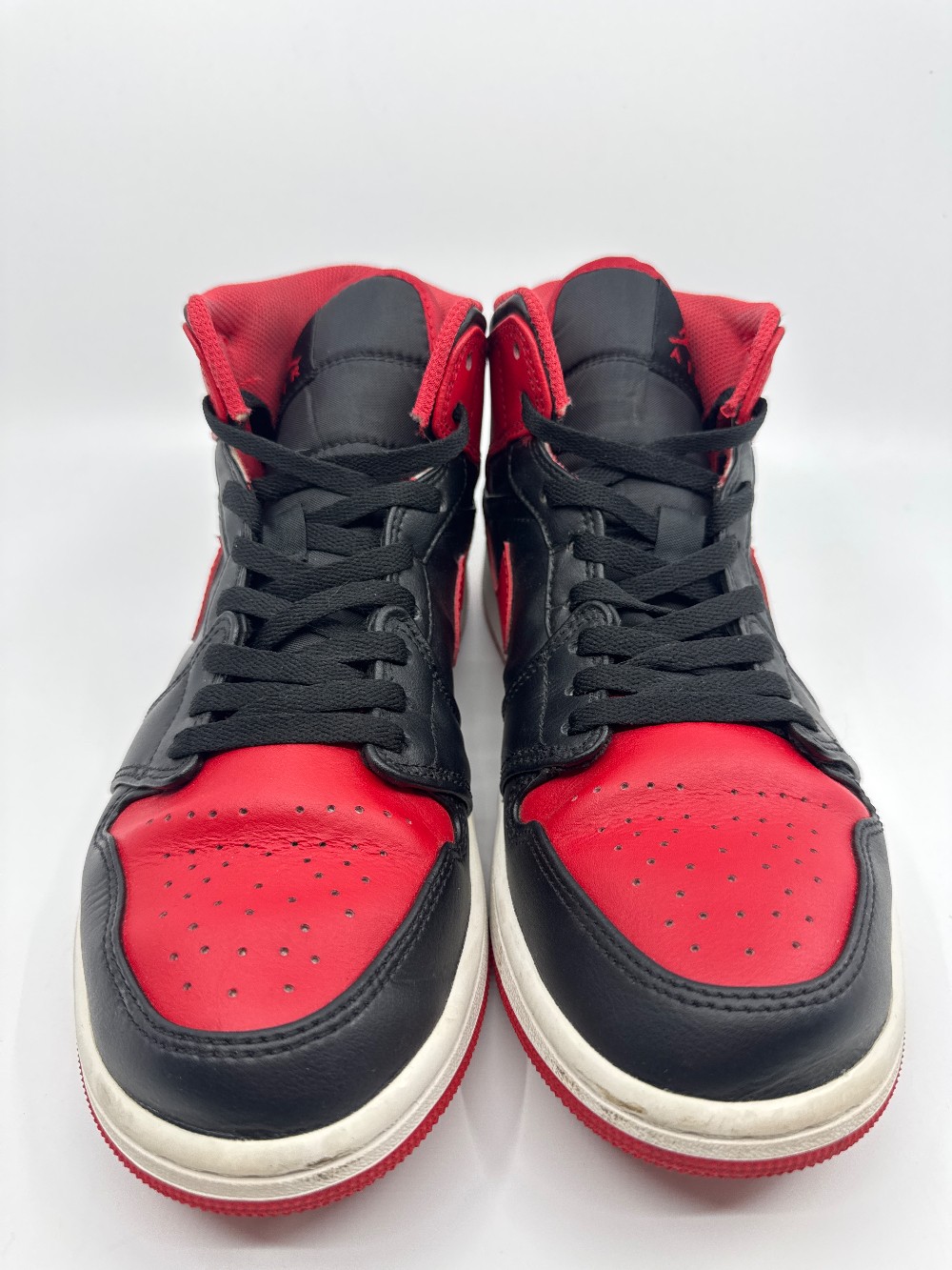 *USED* AJ 1 MID - ALTERNATE BRED (2022)