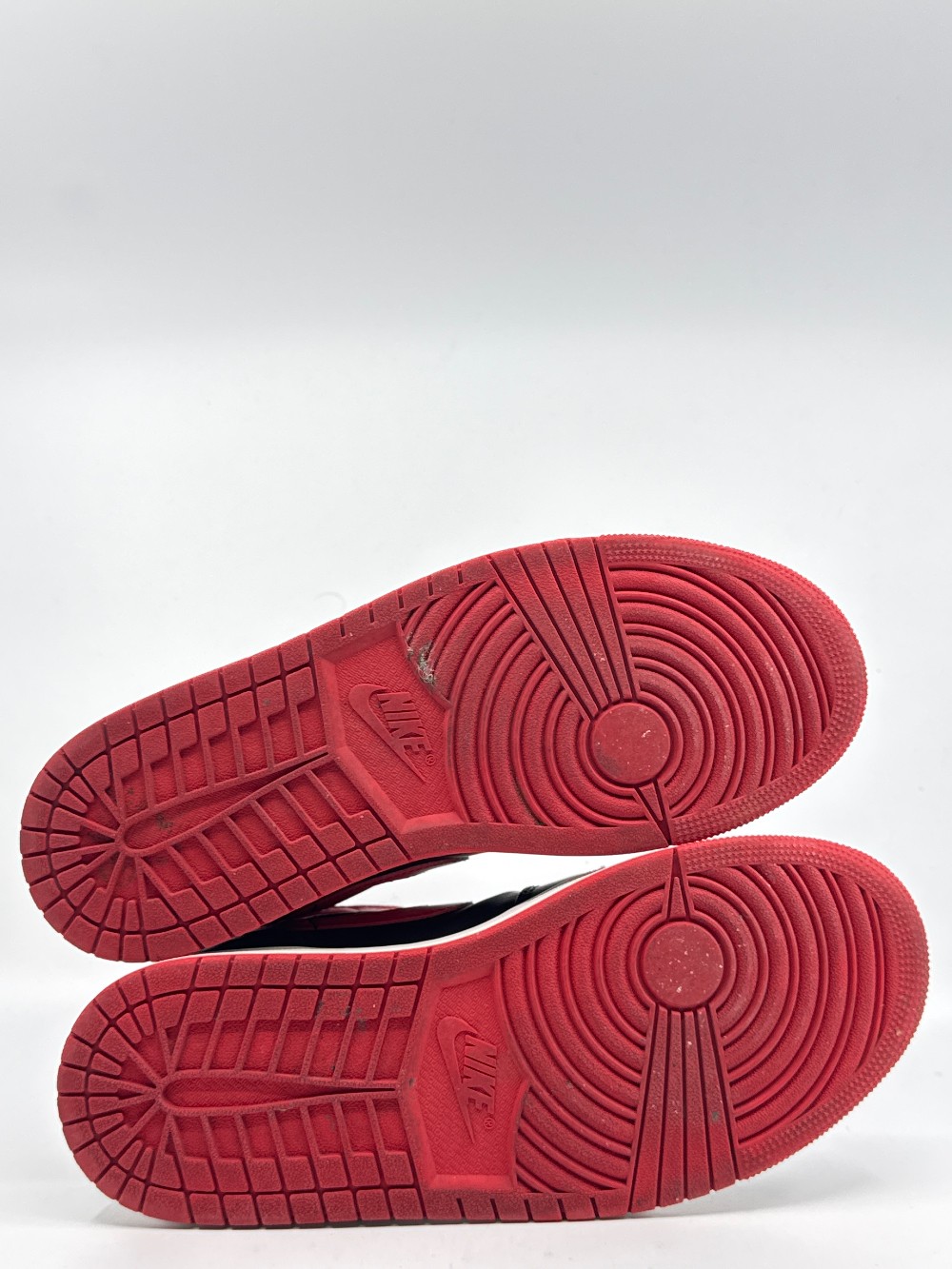 *USED* AJ 1 MID - ALTERNATE BRED (2022)