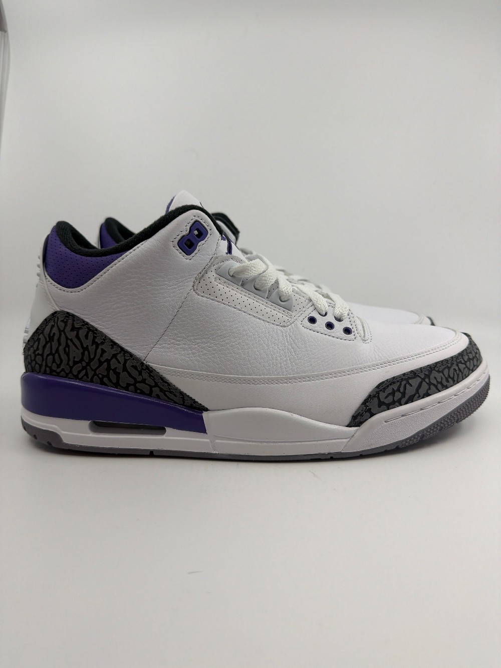 AJ 3 - DARK IRIS