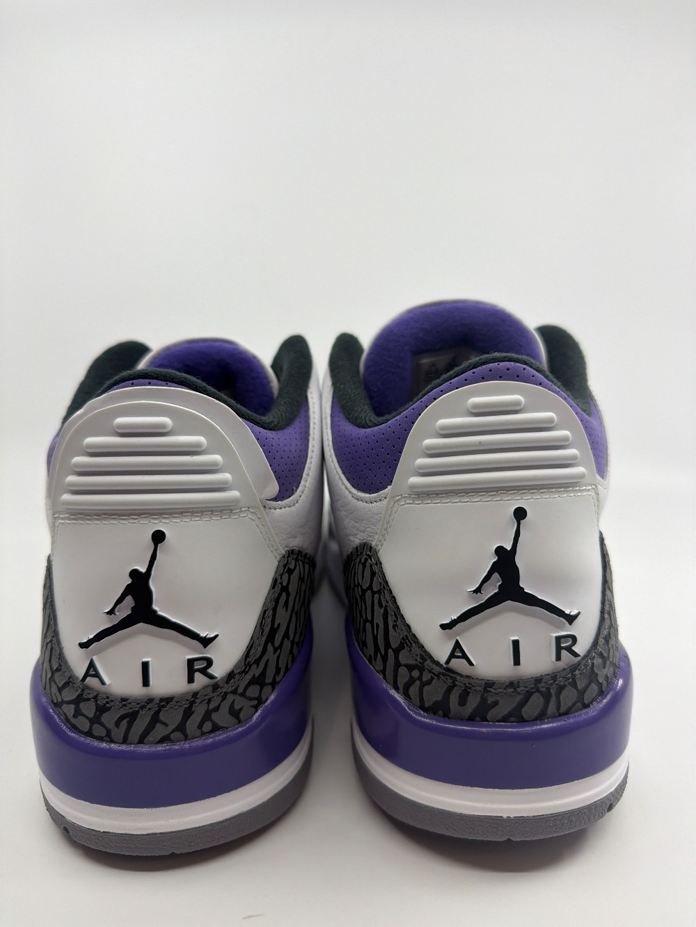 AJ 3 - DARK IRIS