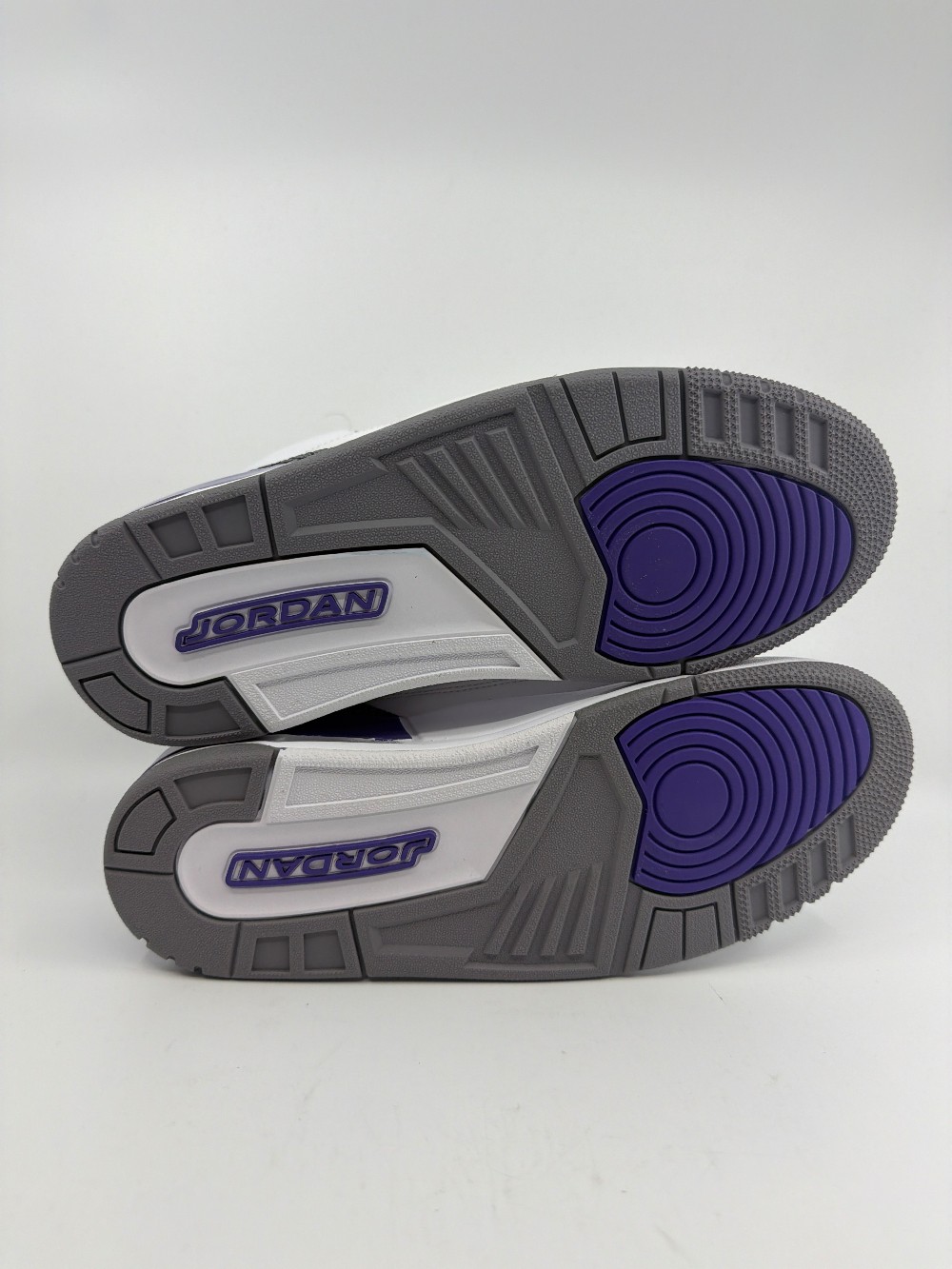 AJ 3 - DARK IRIS