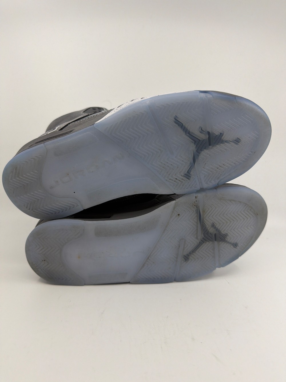 *USED* AJ 5 - WOLF GREY (2026)