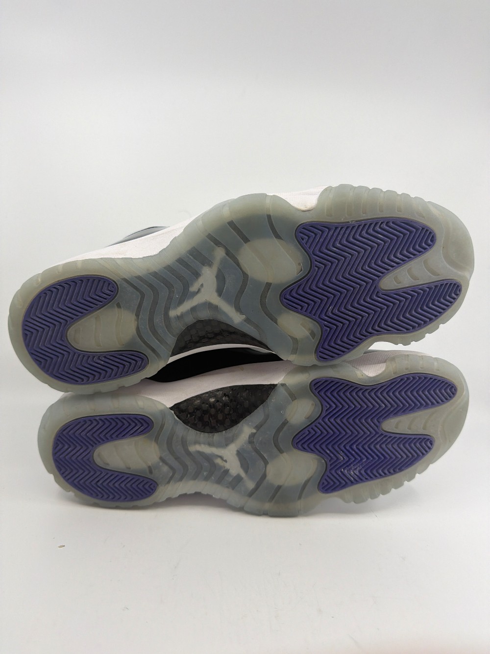 *USED* AJ 11 - CONCORD (2018)